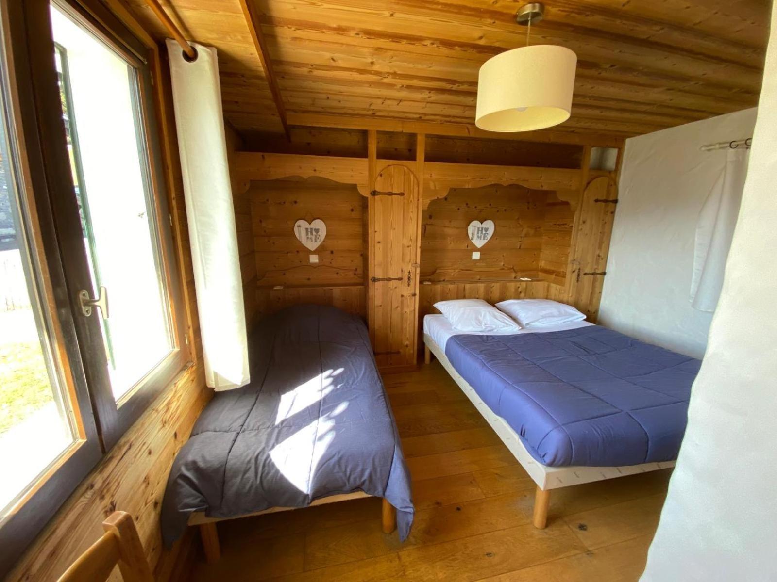 לה ג'ט Chalet Fleur Des Alpes מראה חיצוני תמונה